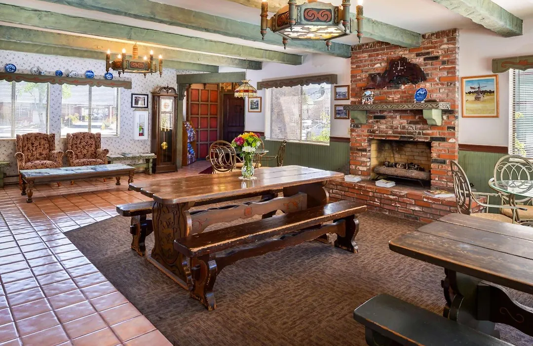Svendsgaard'S Lodge- Americas Best Value Inn & Suites-1