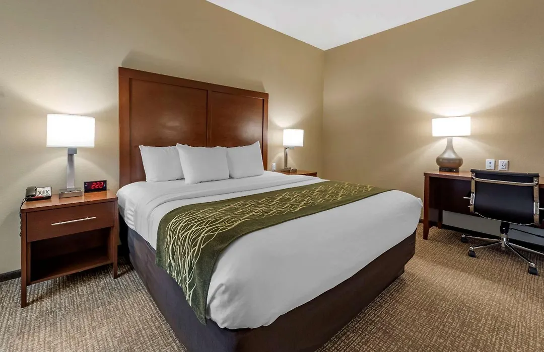 Comfort Inn & Suites Pittsburgh South-1