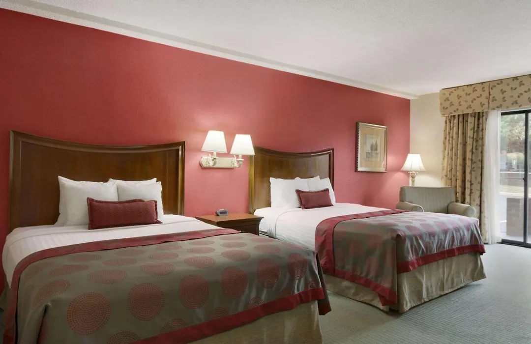 Ramada By Wyndham Raleigh-1