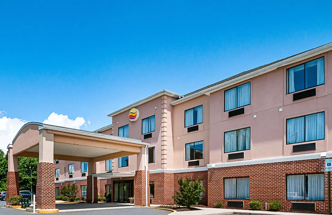 Comfort Inn & Suites Cambridge-1