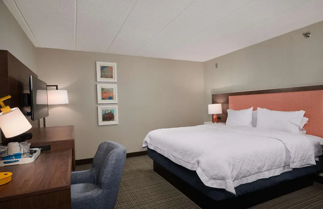 Hampton Inn Fairfax City-1