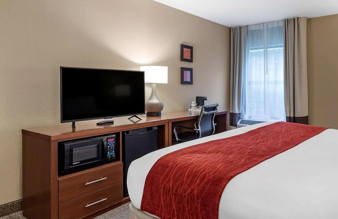 Comfort Inn Biltmore West-1