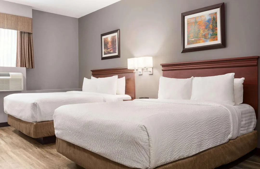 Days Inn By Wyndham Hamilton - Downtown-1
