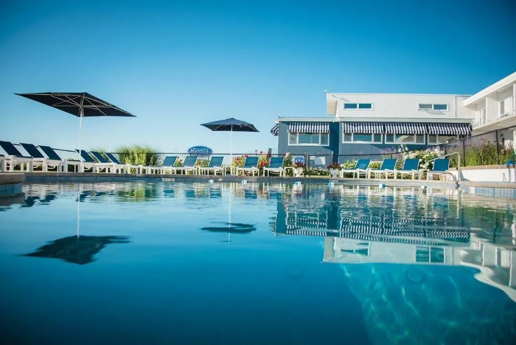 Atlantis Oceanfront Inn Gloucester-1