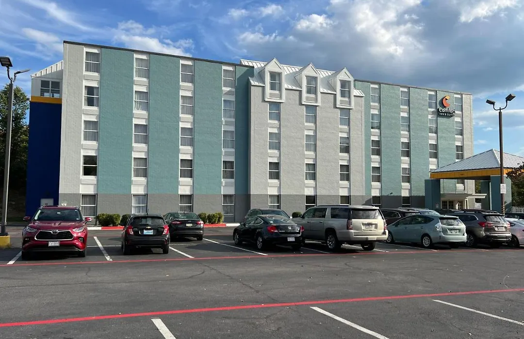 Comfort Inn & Suites Staunton-1