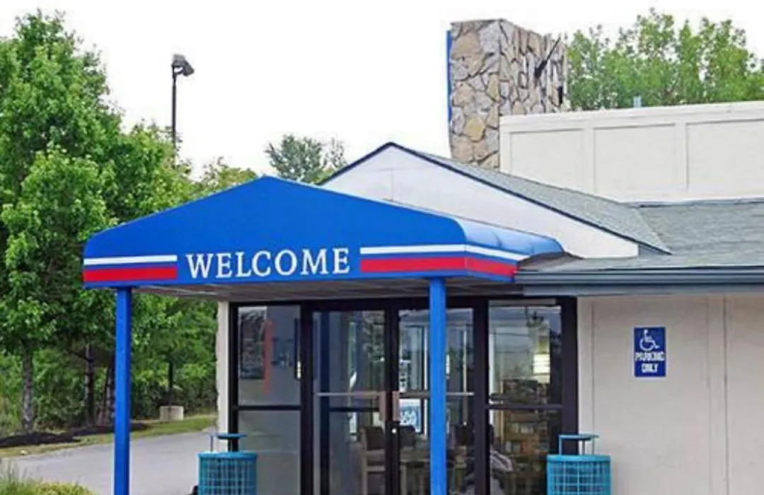 Rodeway Inn Altoona Orchard Plaza-1