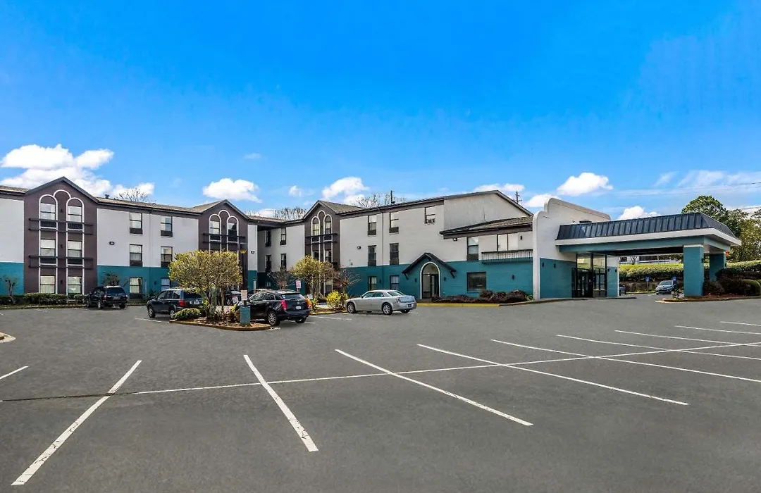 Quality Inn Marietta Near Dobbins Arb-1