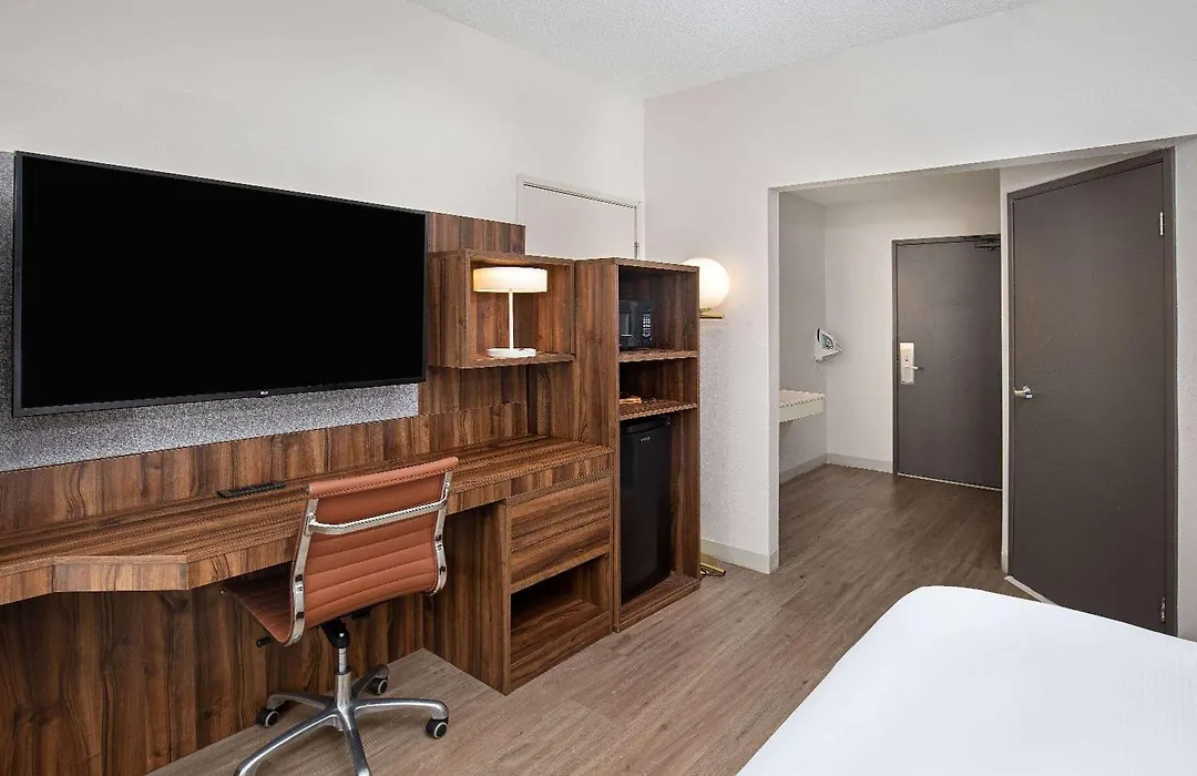 Wingate By Wyndham Hattiesburg-1