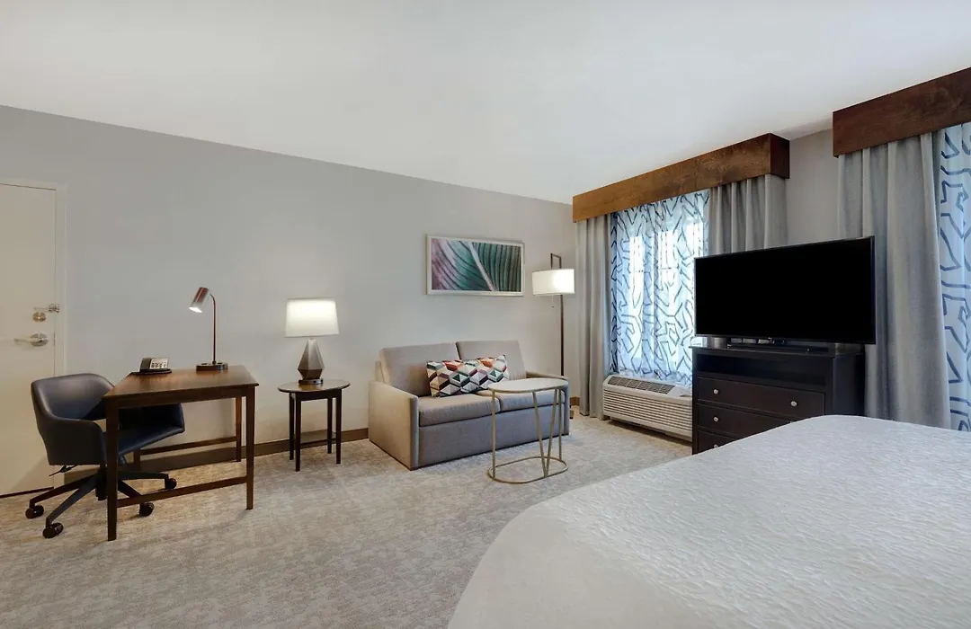 Hampton Inn & Suites San Luis Obispo-1