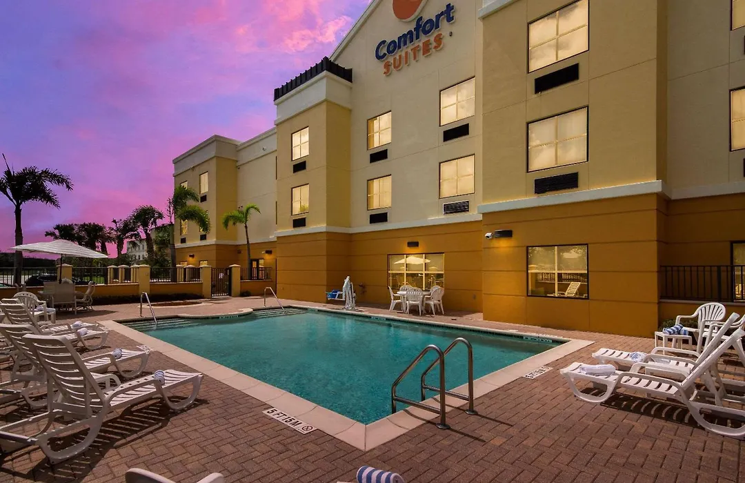Comfort Suites Vero Beach I-95-1