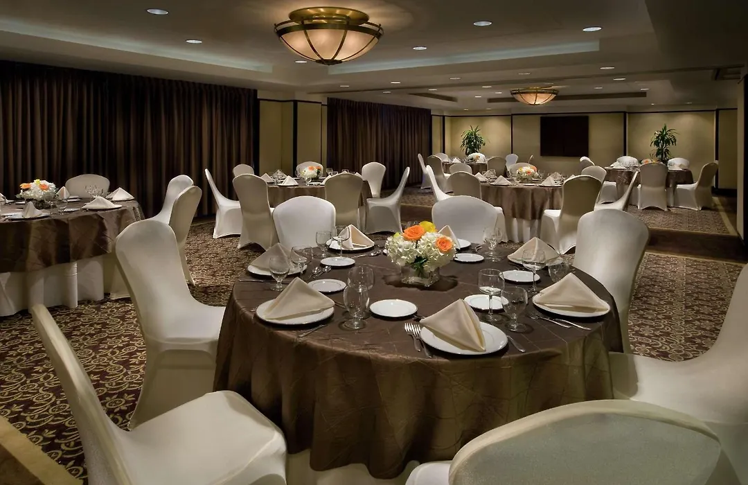 Embassy Suites By Hilton Washington Dc Chevy Chase Pavilion-1