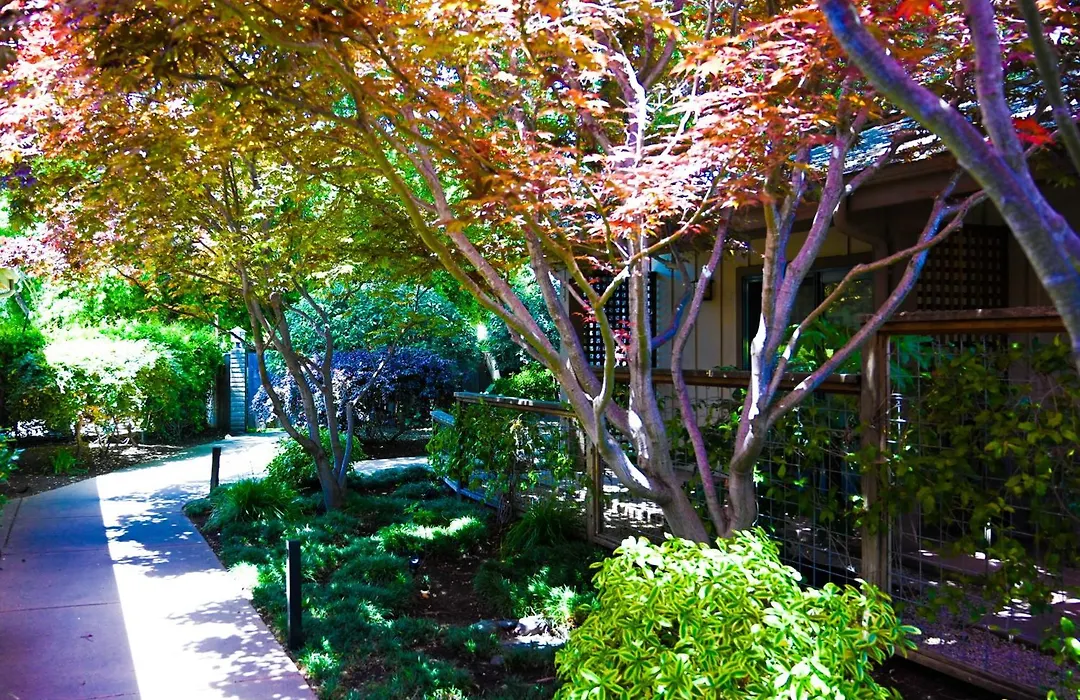 El Pueblo Inn-1
