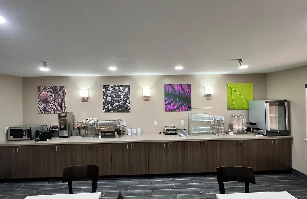 Sleep Inn & Suites Salina I-135-1