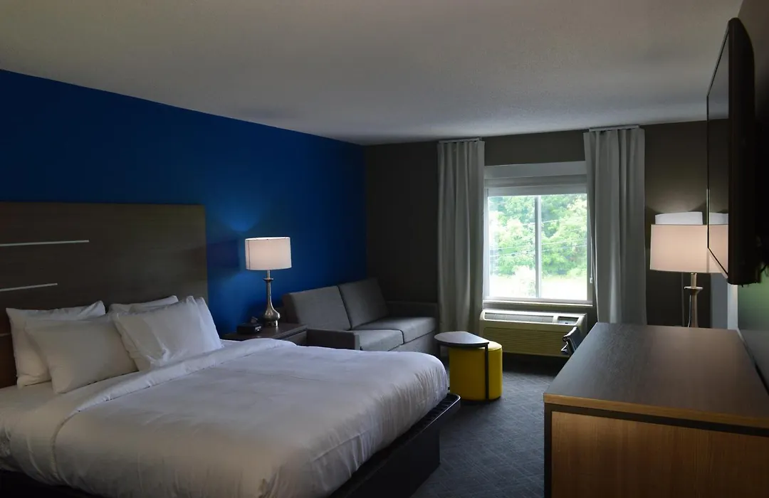 Comfort Inn & Suites Harrisburg-Hershey North-1