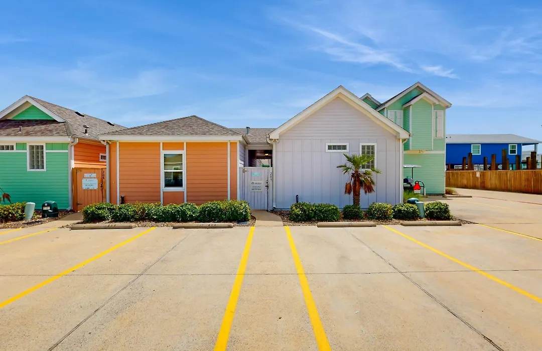 Mermaid Cove At Pirate'S Bay Unit 209-1