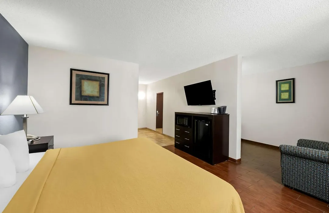 Surestay Plus Hotel By Best Western Lubbock Medical Center-1