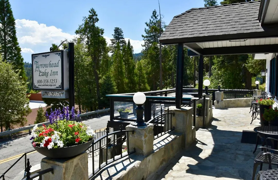 Arrowhead Lake Inn-1