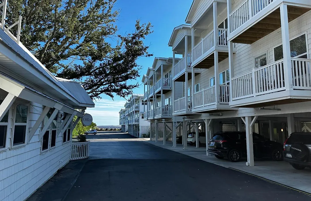 River Hotel Of Southport-1