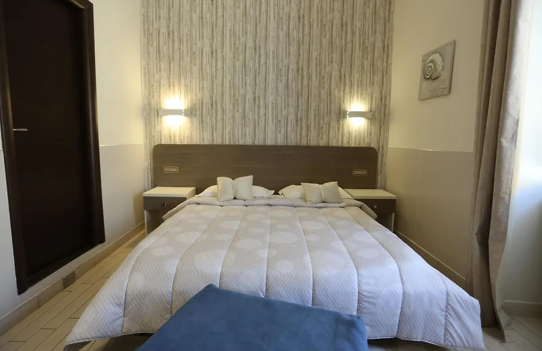 Suite 39 B&B-1