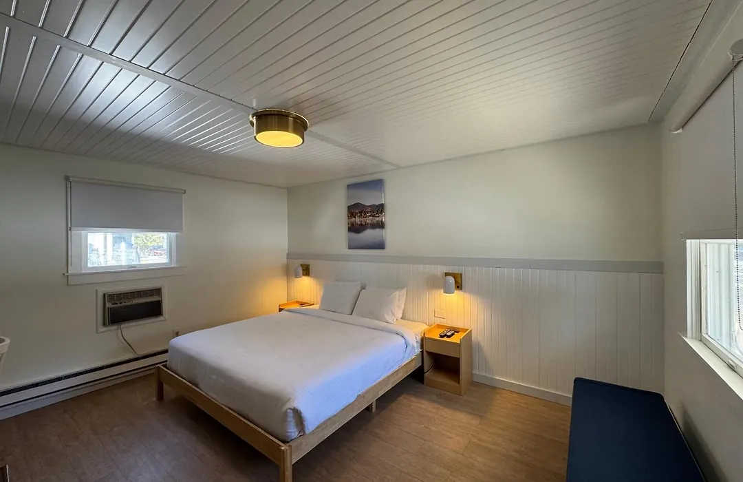 Maple Leaf Inn Lake Placid-1