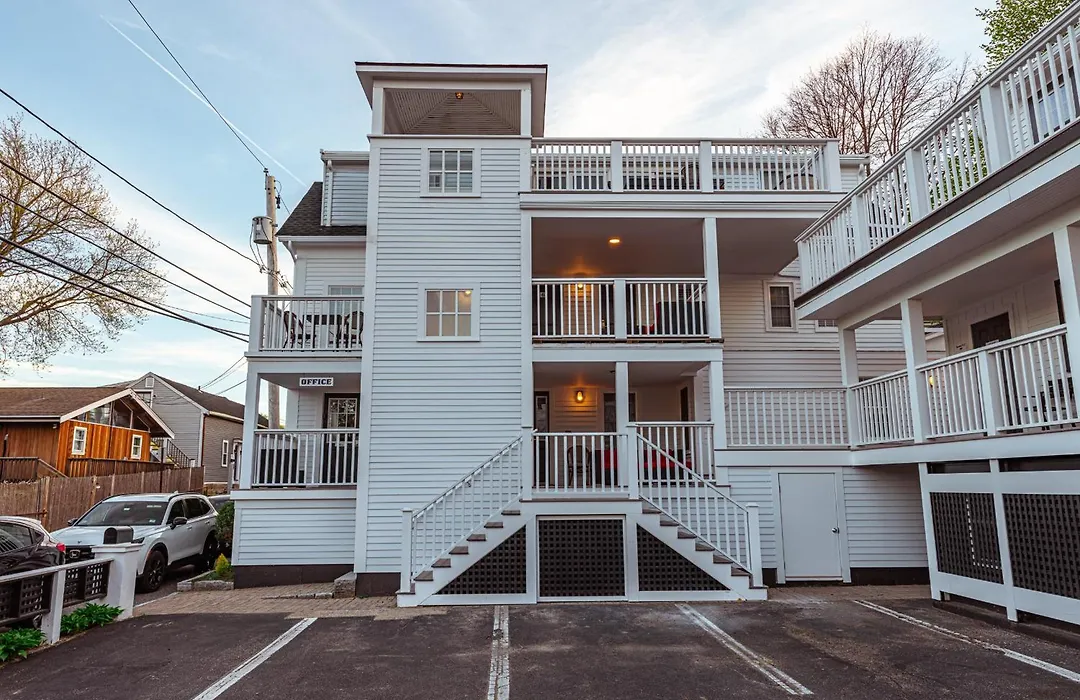 Eagle House Motel-1