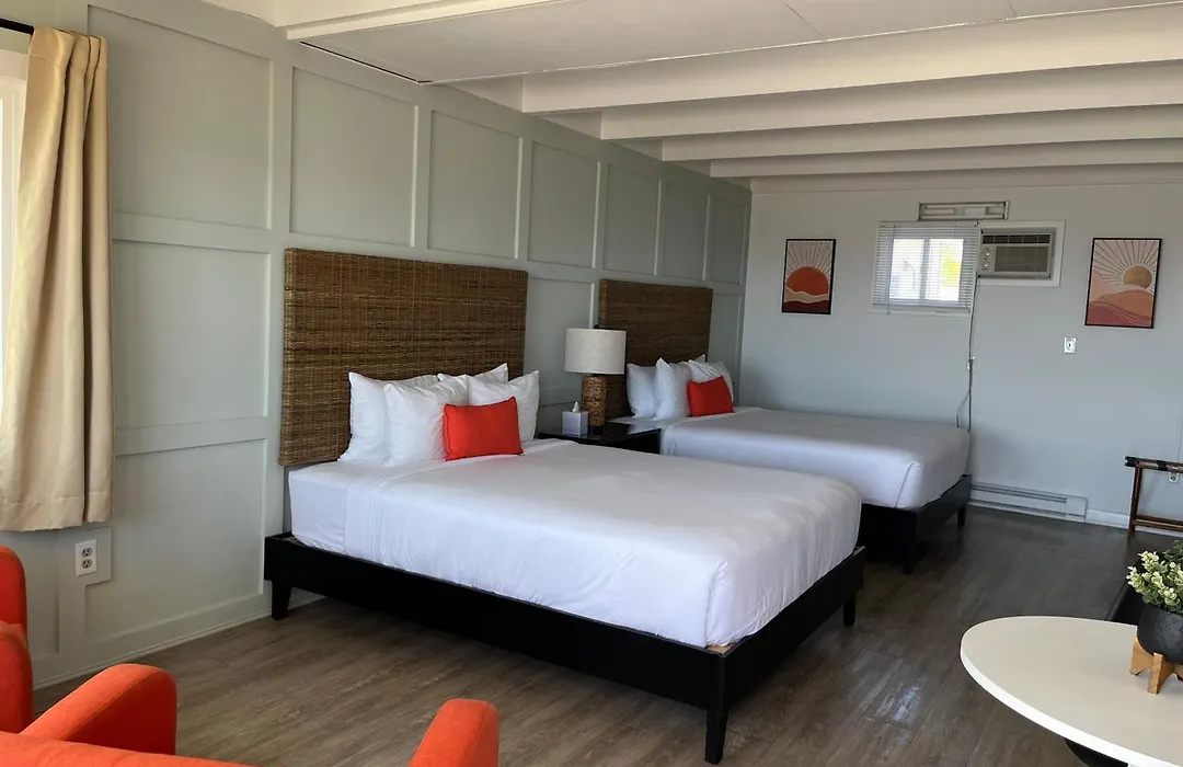 Grand View Hotel-1