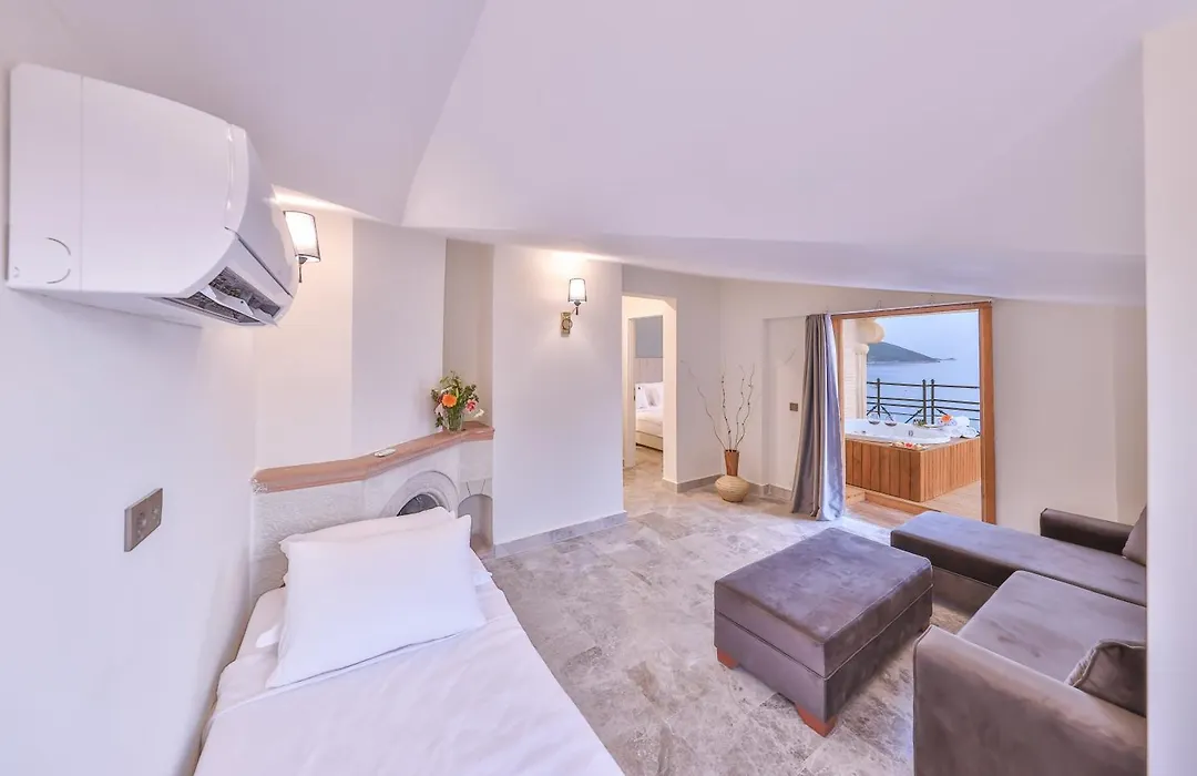 Hera Hotel-1