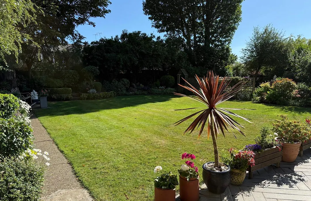 Heatherbank Guest House-1