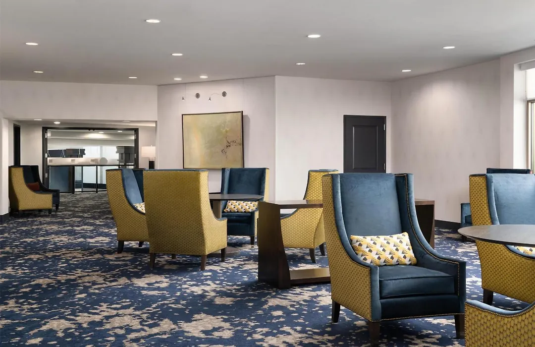 Hilton Garden Inn Charleston Waterfront/Downtown-1