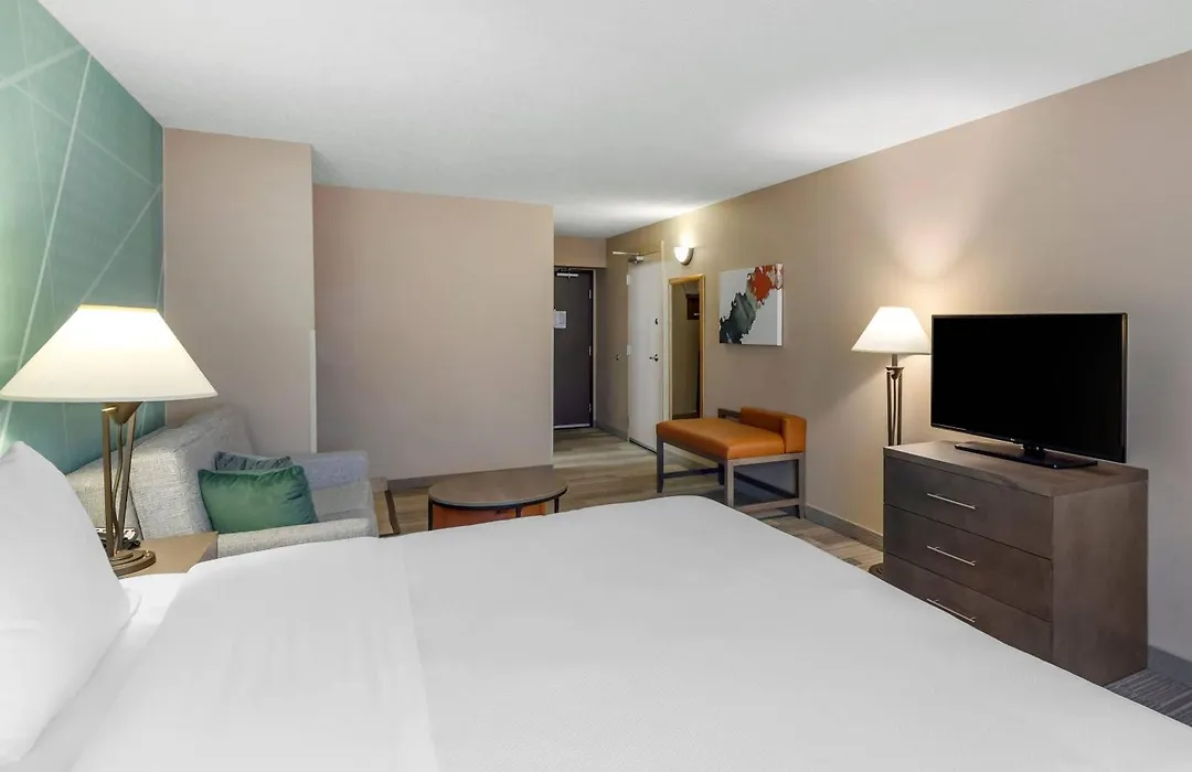 Comfort Inn & Suites Boulder-1
