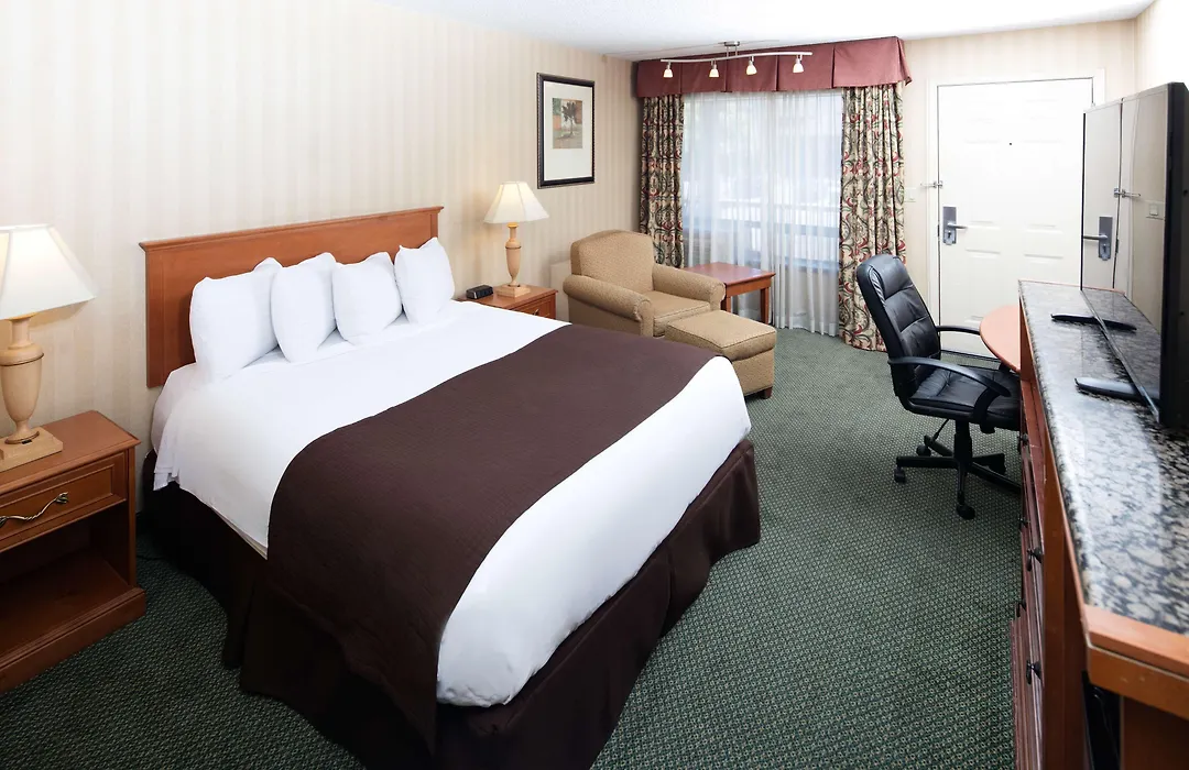 Red Lion Inn & Suites Missoula-1