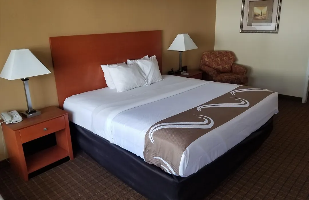 Wilkes-Barre Inn & Suites-1