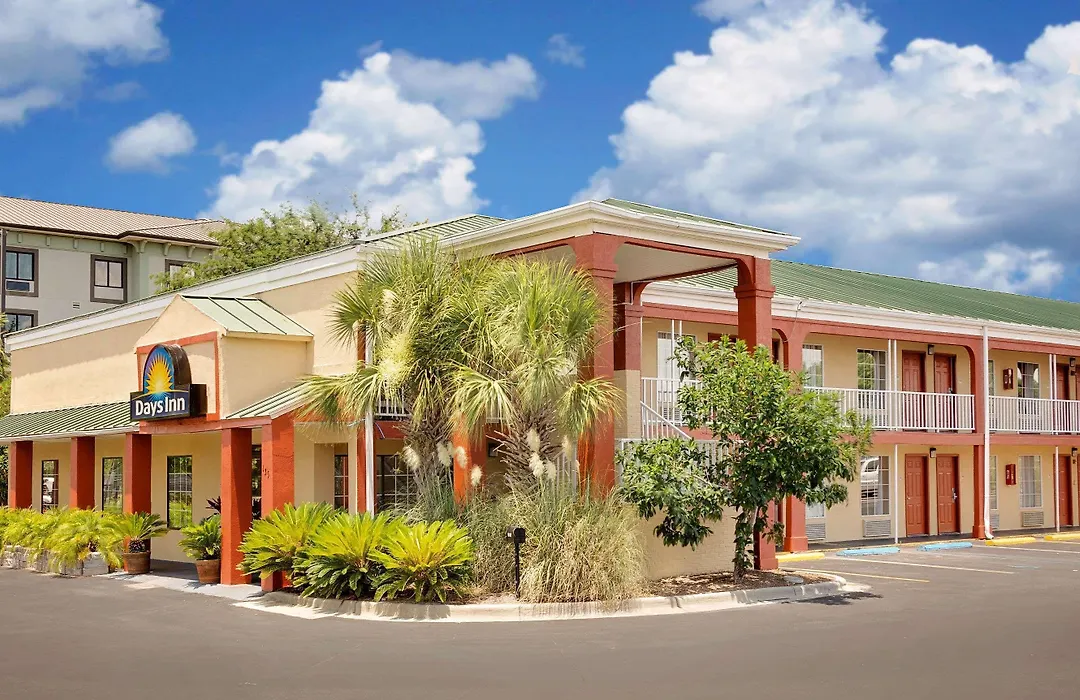 Days Inn By Wyndham Fort Walton Beach-1