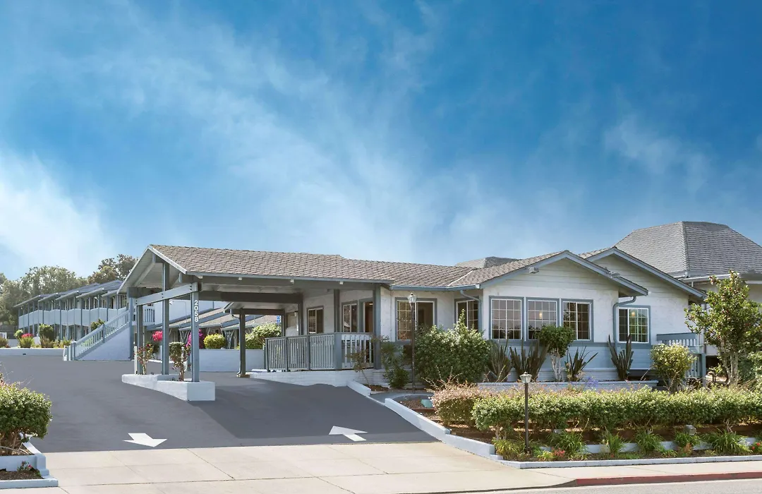 Ramada By Wyndham Monterey-1