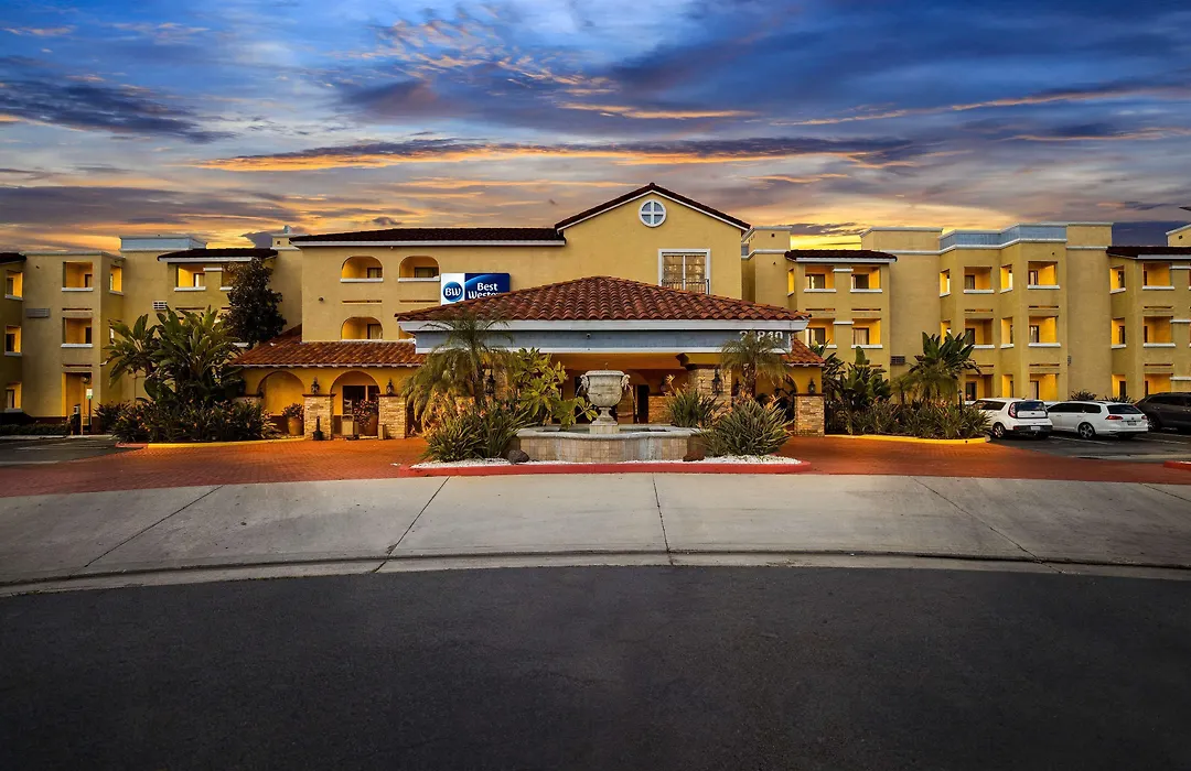 Best Western Moreno Hotel & Suites-1