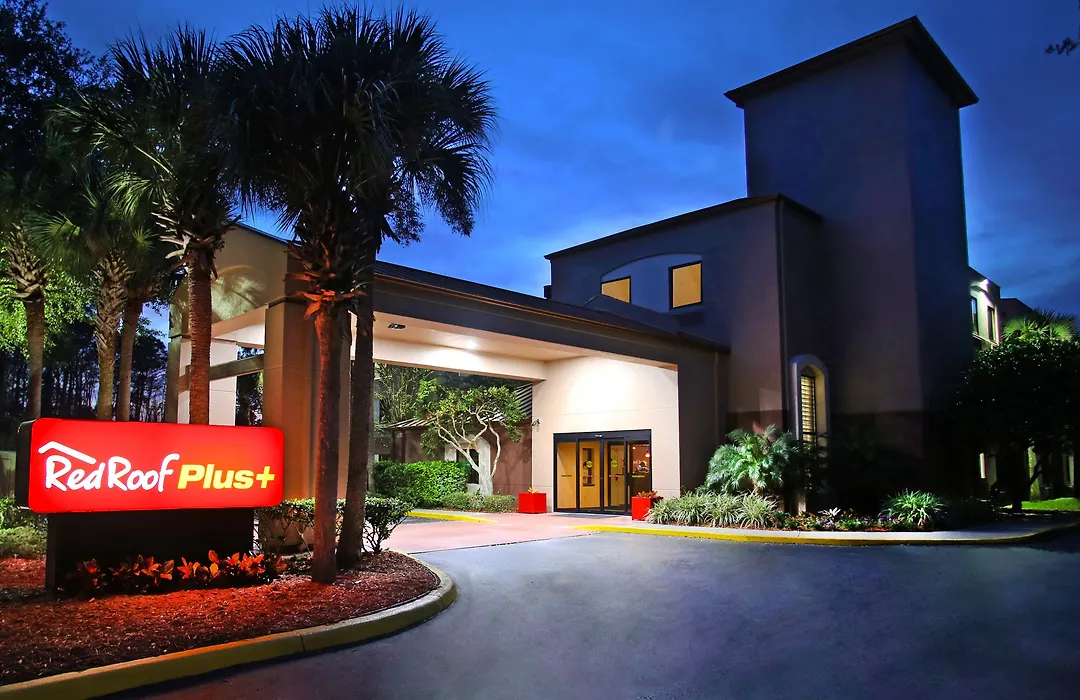 Red Roof Inn Plus+ Palm Coast-1