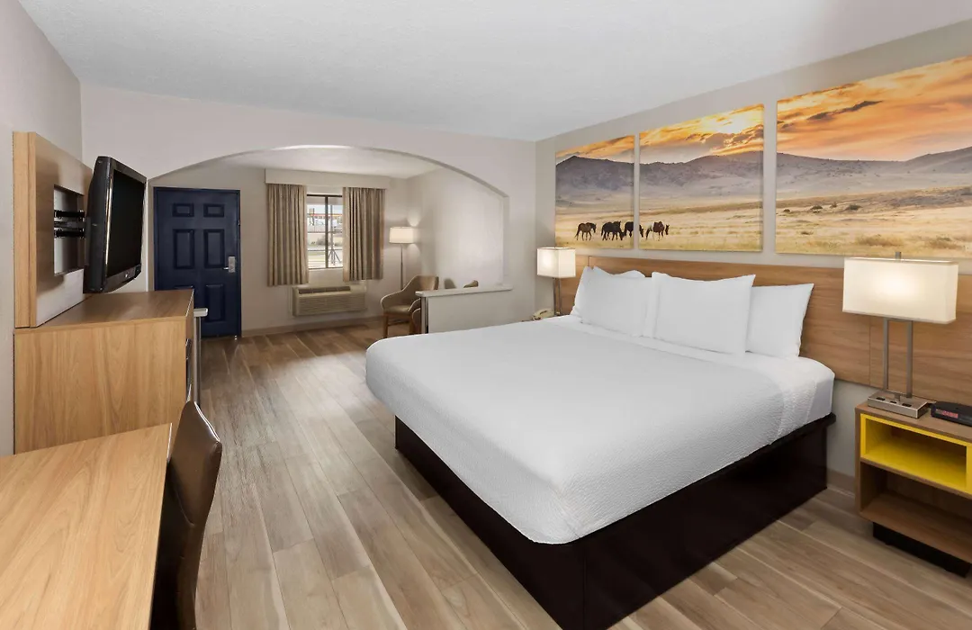 Days Inn By Wyndham Oklahoma City-1