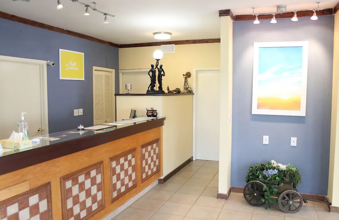 Days Inn By Wyndham Suites Fredericksburg-1