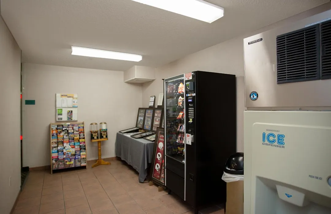Vagabond Inn Executive-1