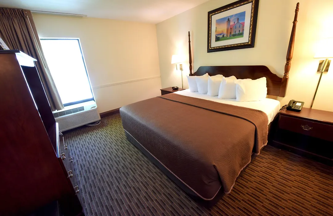 Bayside Hotel Of Mackinac-1