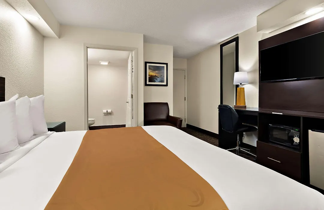 Quality Inn Memphis Northeast Near I-40-1