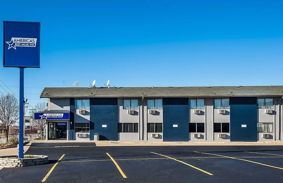Americas Best Value Inn East Peoria-1