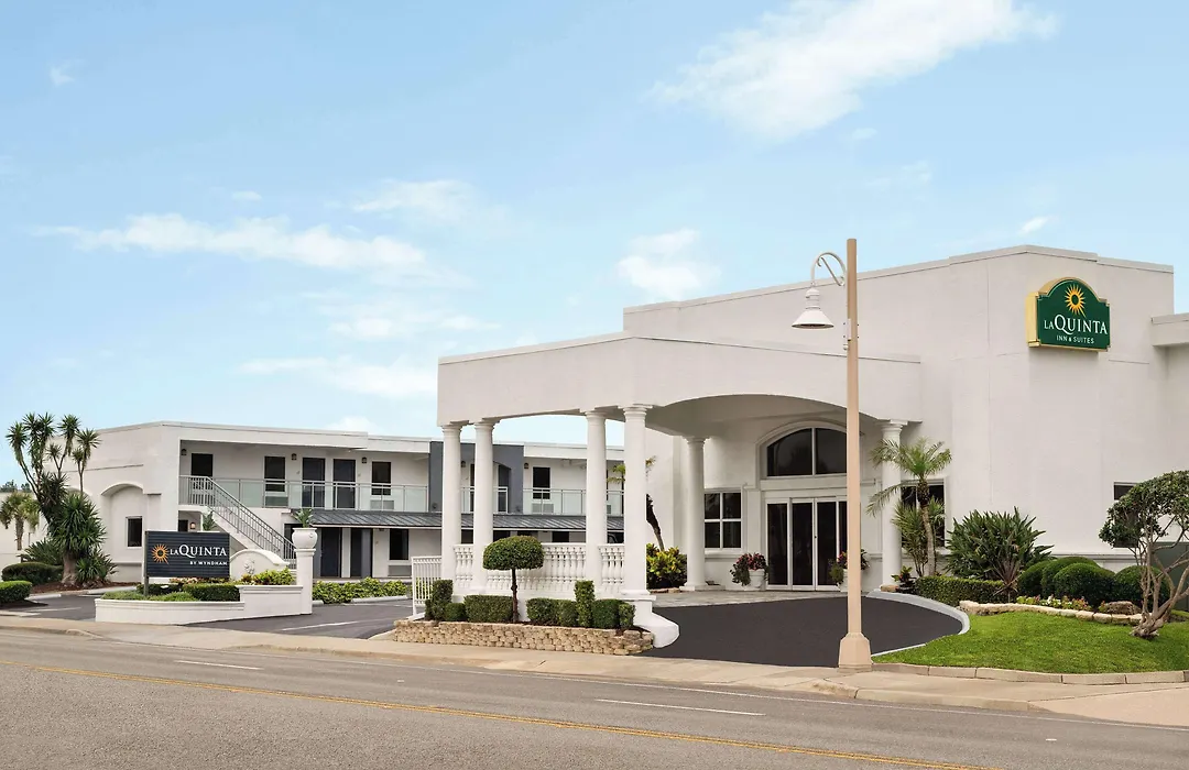 La Quinta By Wyndham Oceanfront Daytona Beach-1