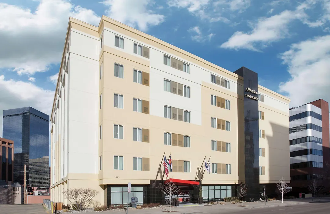 Hampton Inn & Suites Denver-Downtown-1