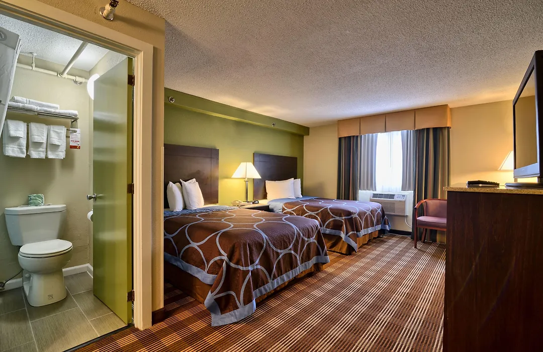 Super 8 By Wyndham Bangor-1