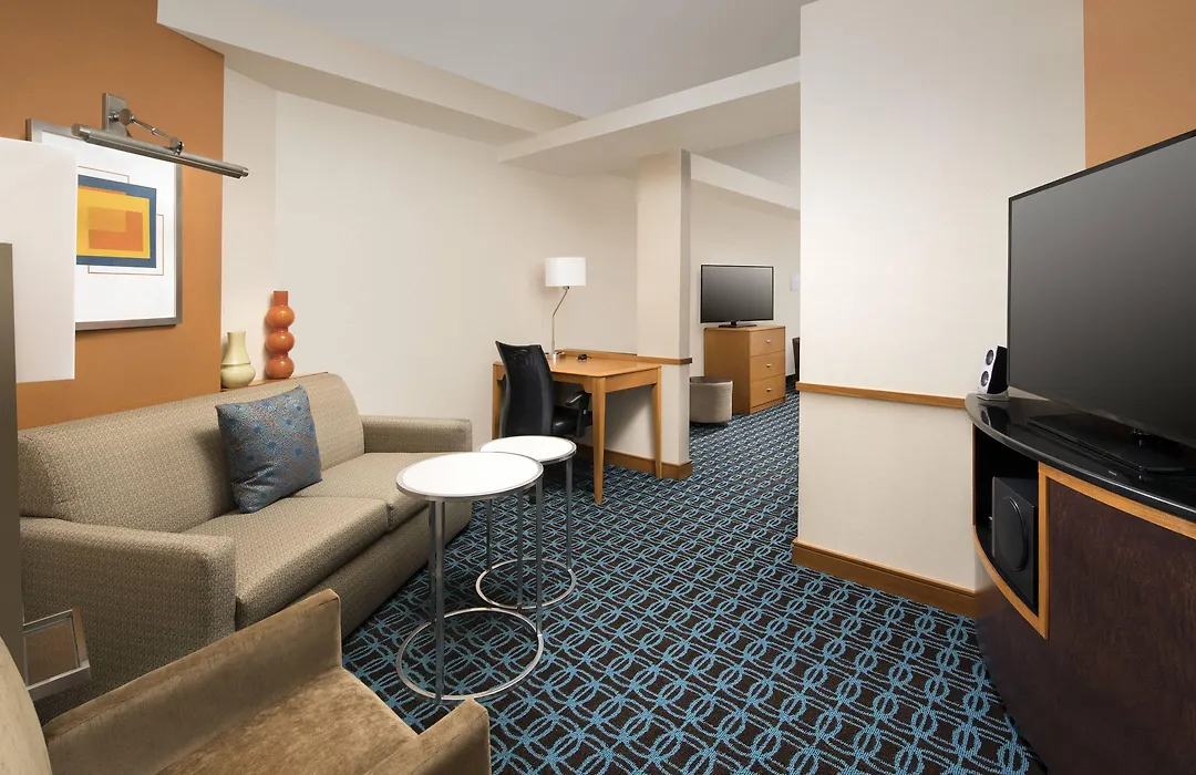 Fairfield Inn & Suites-Washington Dc-1