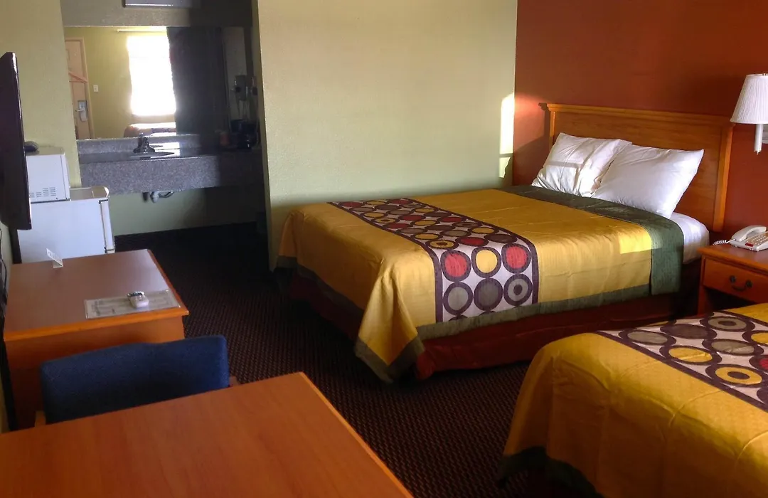 Americas Best Value Inn Pryor-1