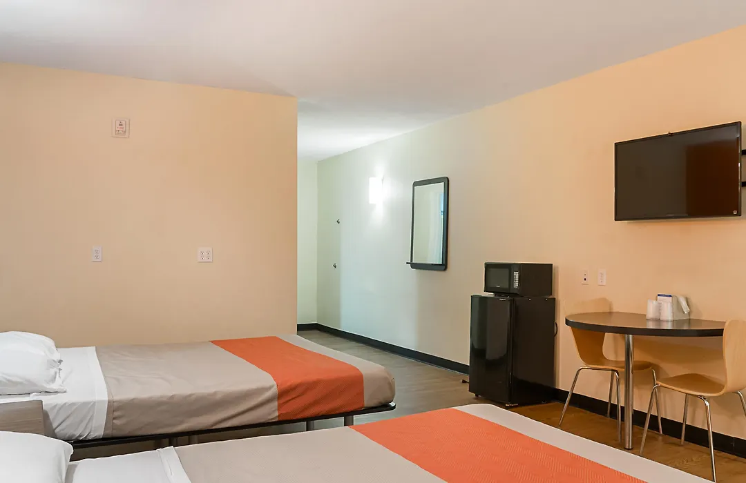 Motel 6-New Orleans, La - Near Downtown-1