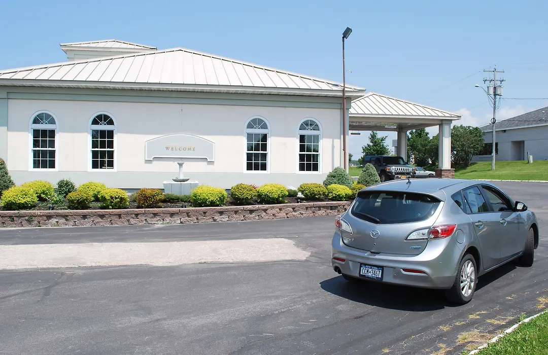 Travel Inn - Watertown Ny-1