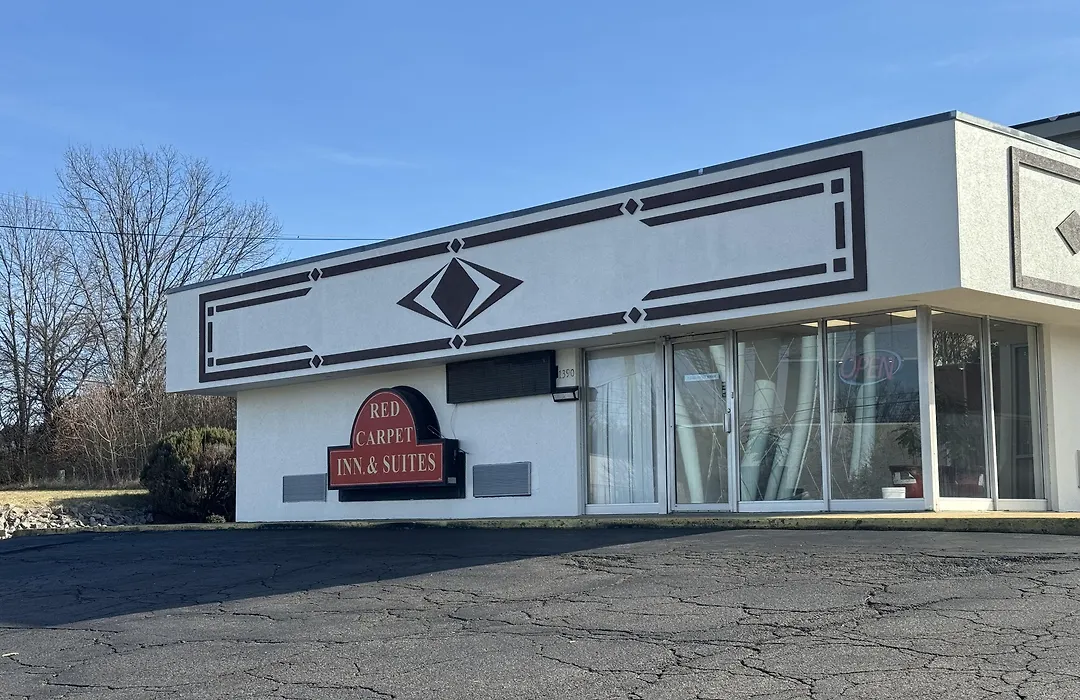 Red Carpet Inn & Suites - Danville-1